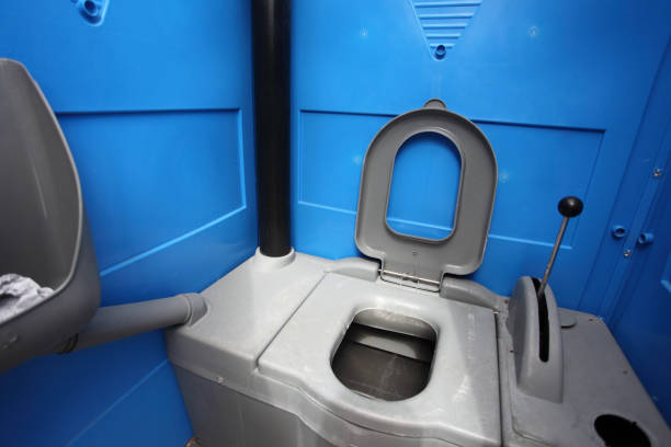 Portable Toilet Options We Offer in Shady Hollow, TX